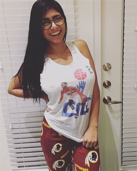 mia khalifa tits Search